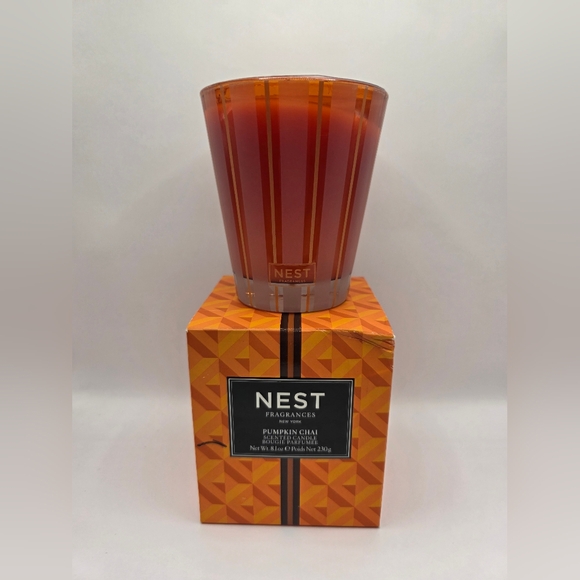 NEST Fragrances Pumpkin Chai Candle In Etched Striped Glass in Warm Orange - Picture 1 of 2